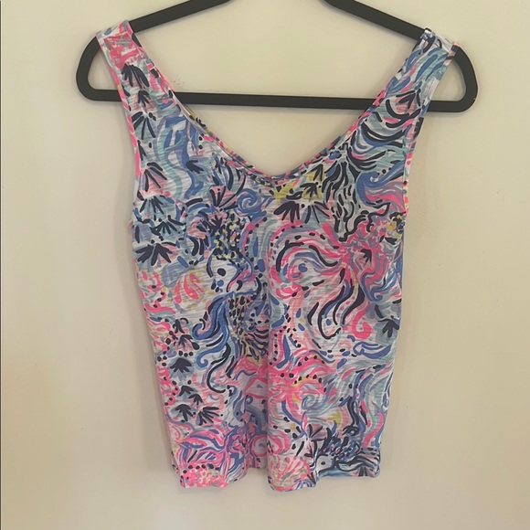 Lilly Pulitzer Tops - Lilly Pulitzer Vibrant Multicolor Women's Top